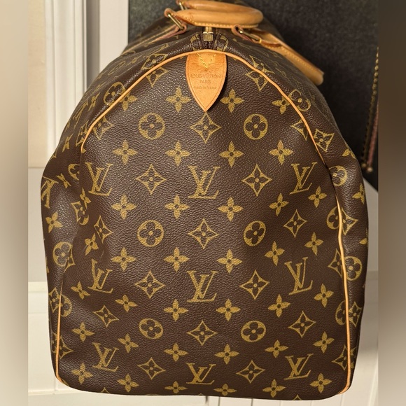 Large Louis Vuitton keepall.❤️With COA, GREAT Condition. 1 callout (see picture) - Picture 5 of 13